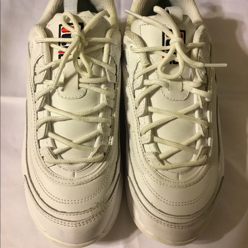 Women’s White Fila Sneakers Size 8.5 - Picture 2 of 6